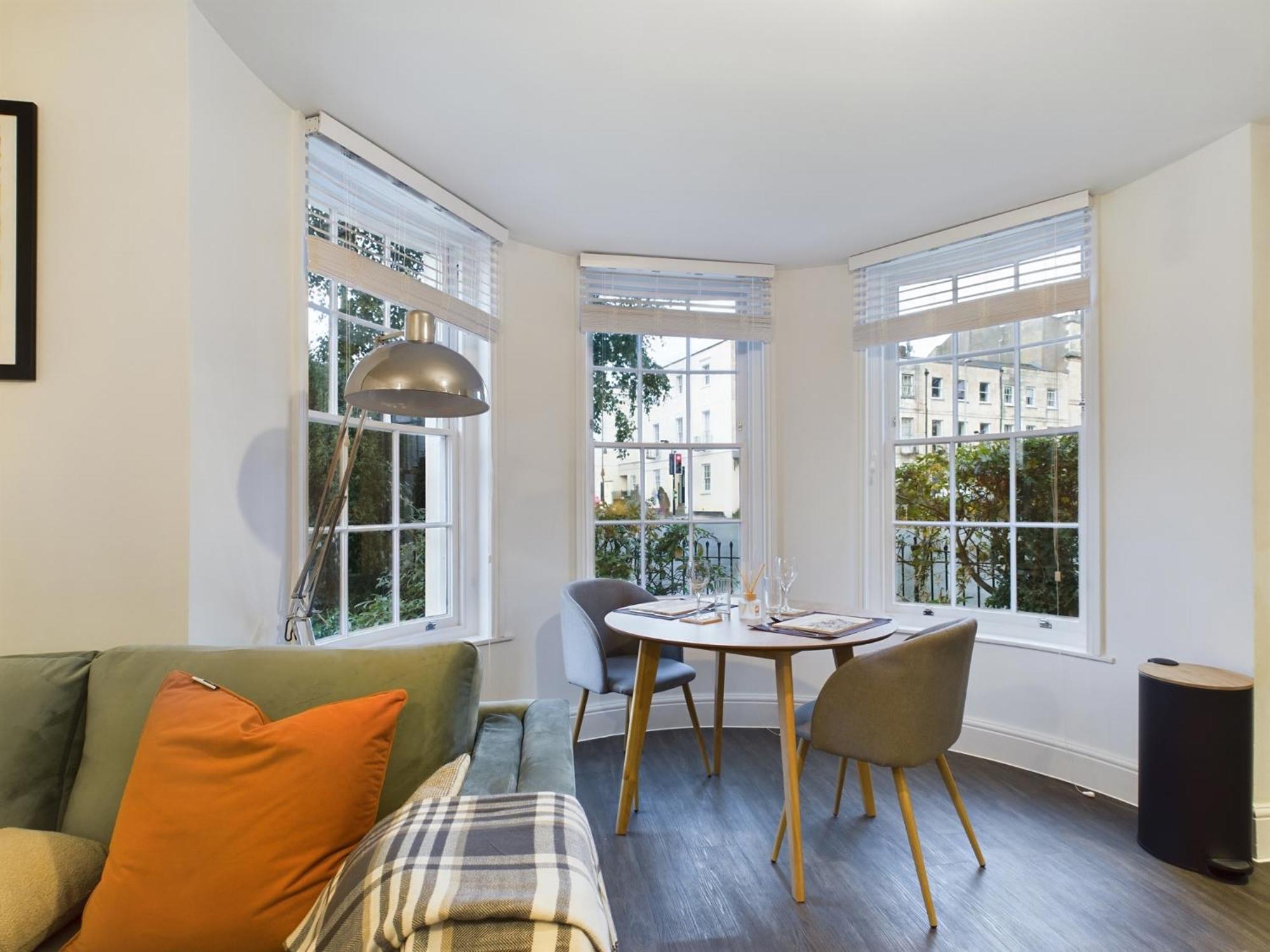 Apartmán The Grove King Bed Wi-Fi Ev Charger Cheltenham Exteriér fotografie